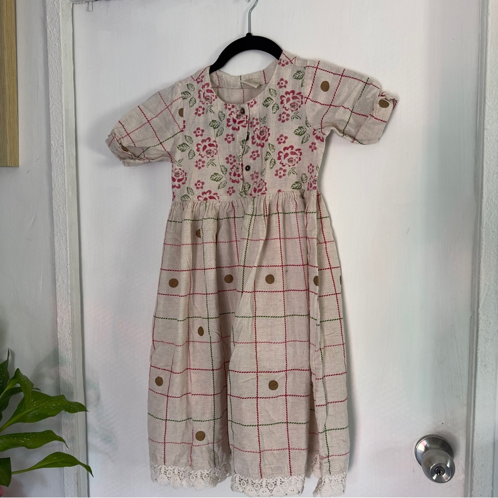 Utsa floral dress
